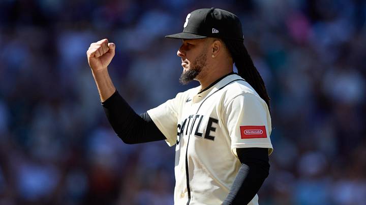 May 31, 2026; Seattle, Washington, USA; Seattle Mariners pitcher Luis Castillo (58) reacts after the third out against the Arizona Diamondbacks during the tenth inning at T-Mobile Park. Mandatory Credit: John Froschauer-Imagn Images May 31, 2026; Seattle, Washington, USA; Seattle Mariners pitcher Luis Castillo (58) reacts after the third out against the Arizona Diamondbacks during the tenth inning at T-Mobile Park. Mandatory Credit: John Froschauer-Imagn Images