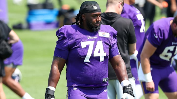 Jul 29, 2025; Eagan, MN, USA; Minnesota Vikings guard Donovan Jackson (74) takes part in drills during the teams training camp at the Minnesota Vikings Training Facility. Jul 29, 2025; Eagan, MN, USA; Minnesota Vikings guard Donovan Jackson (74) takes part in drills during the teams training camp at the Minnesota Vikings Training Facility.