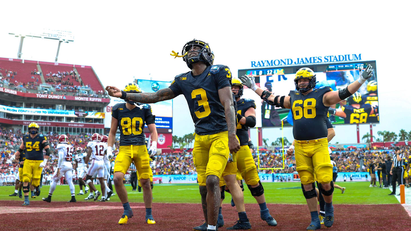 Former Michigan starter commits to Big Ten rival