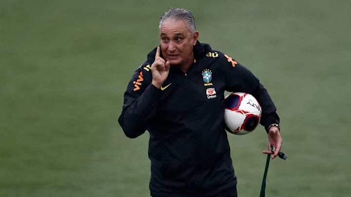 Treinador faz últimas observações de olho na Copa do Mundo