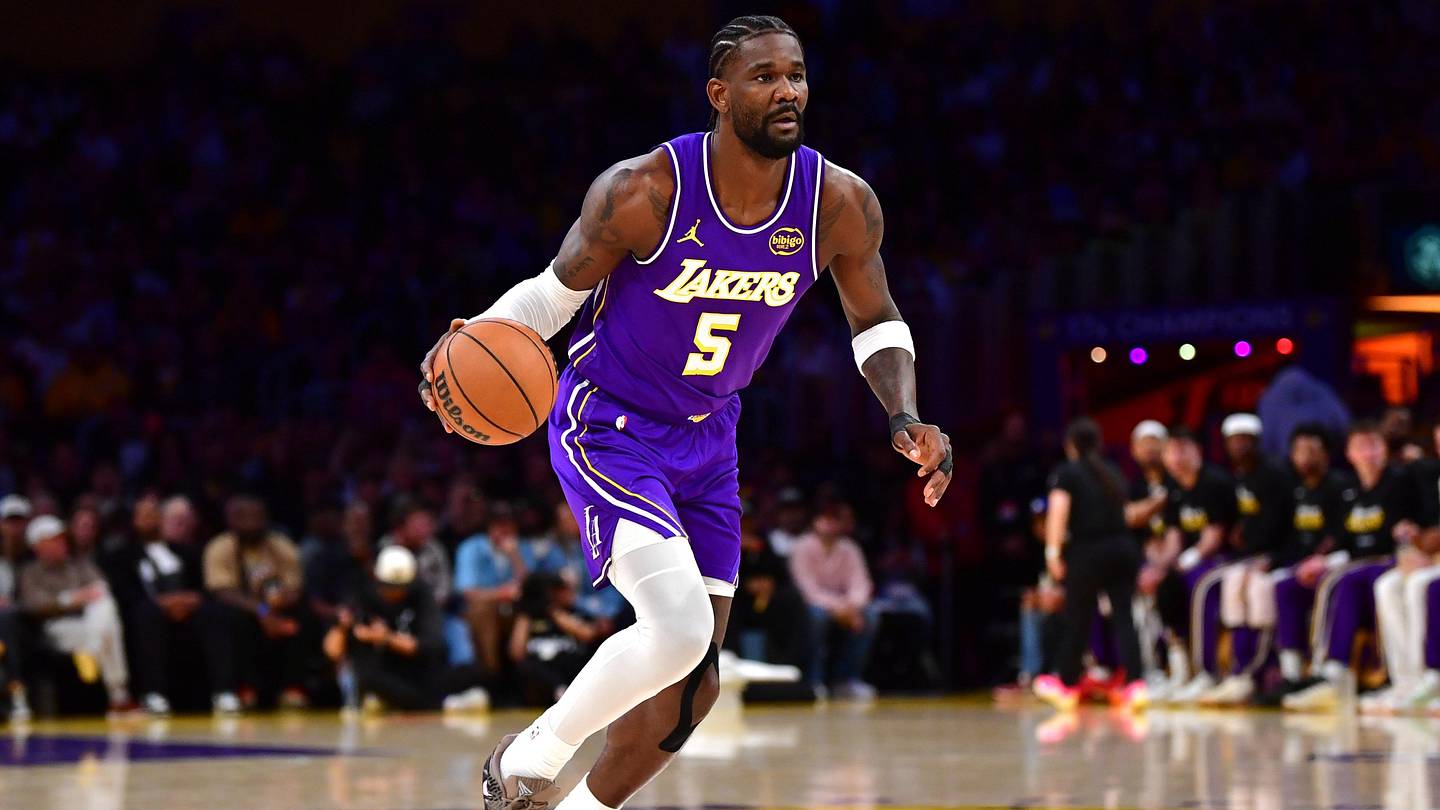 The Detroit Pistons Must Target Deandre Ayton in Free Agency