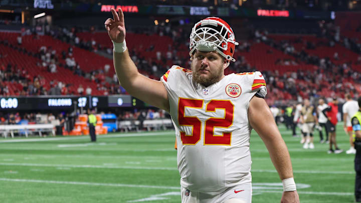 Sep 22, 2024; Atlanta, Georgia, USA; Kansas City Chiefs center Creed Humphrey (52) celebrates after a victory over the Atlanta Falcons at Mercedes-Benz Stadium. Mandatory Credit: Brett Davis-Imagn Images Sep 22, 2024; Atlanta, Georgia, USA; Kansas City Chiefs center Creed Humphrey (52) celebrates after a victory over the Atlanta Falcons at Mercedes-Benz Stadium. Mandatory Credit: Brett Davis-Imagn Images