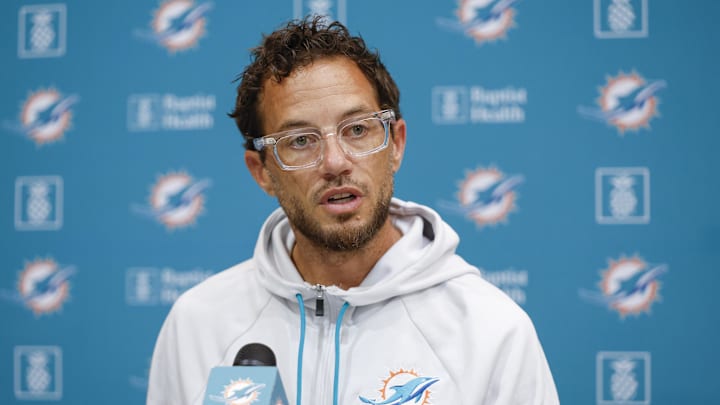 Miami Dolphins head coach Mike McDaniel