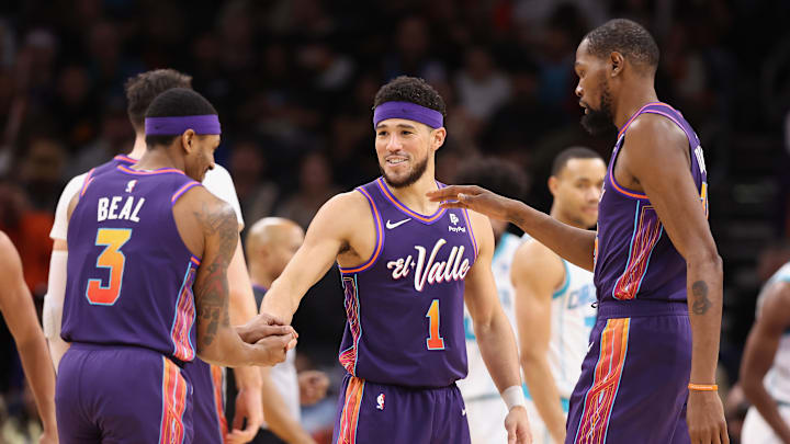 Charlotte Hornets v Phoenix Suns