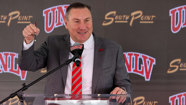 UNLV Introduces Dan Mullen