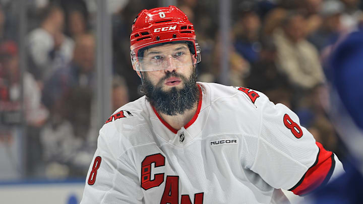 Carolina Hurricanes v Toronto Maple Leafs