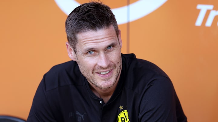 BVB-Sportdirektor Sebastian Kehl sieht seine Mannschaft im Derby gegen den FC Schalke 04 im Vorteil. BVB-Sportdirektor Sebastian Kehl sieht seine Mannschaft im Derby gegen den FC Schalke 04 im Vorteil.