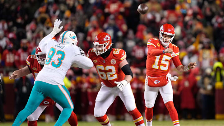 Joe Thuney is reportedly a long-shot to play in Chiefs vs. 49ers