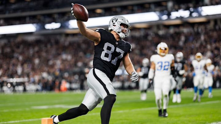 Los Angeles Chargers v Las Vegas Raiders