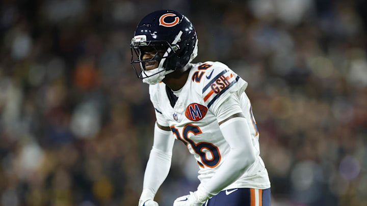 Oct 13, 2025; Landover, Maryland, USA; Chicago Bears cornerback Nahshon Wright (26) reacts after a play against the Washington Commanders during the first quarter at Northwest Stadium. Mandatory Credit: Peter Casey-Imagn Images