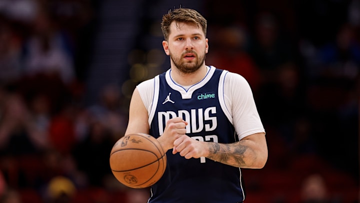Dallas Mavericks v Houston Rockets