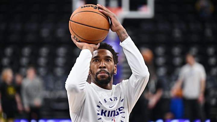 Feb 26, 2025; Salt Lake City, Utah, USA; Sacramento Kings guard Malik Monk (0) warms up before a game against the Utah Jazz at Delta Center. Mandatory Credit: Jamie Sabau-Imagn Images Feb 26, 2025; Salt Lake City, Utah, USA; Sacramento Kings guard Malik Monk (0) warms up before a game against the Utah Jazz at Delta Center. Mandatory Credit: Jamie Sabau-Imagn Images