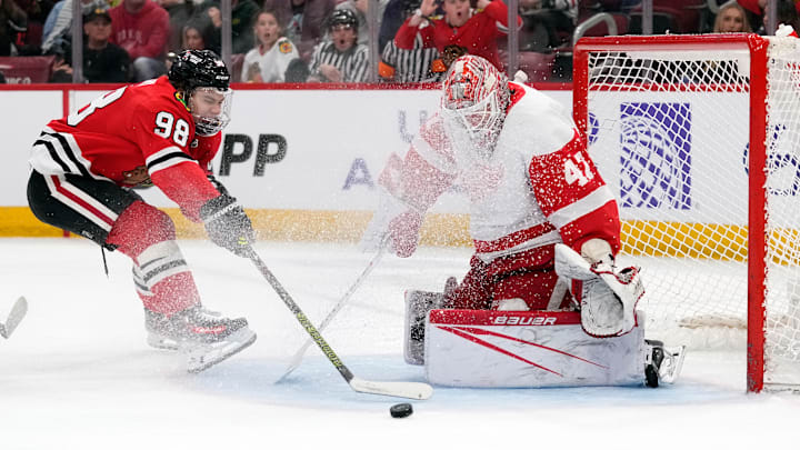 Detroit Red Wings v Chicago Blackhawks