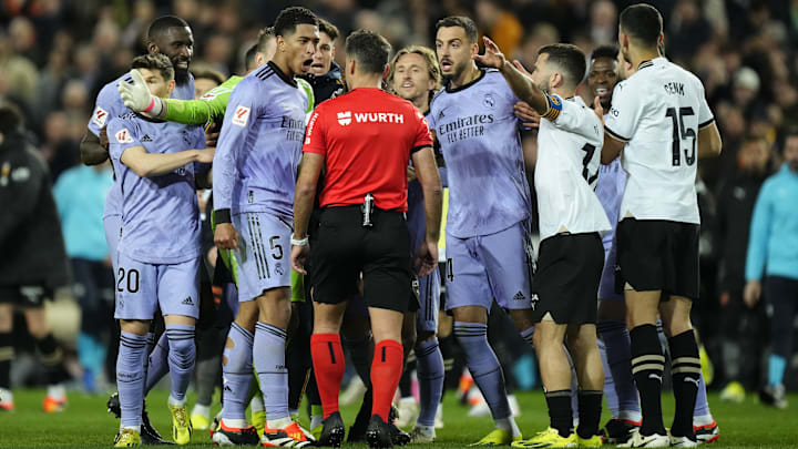 Jude Bellingham a été expulsé à la fin du match entre Valence et le Real Madrid.