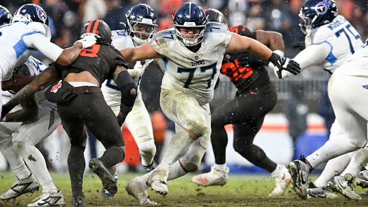 Tennessee Titans v Cleveland Browns - NFL 2025