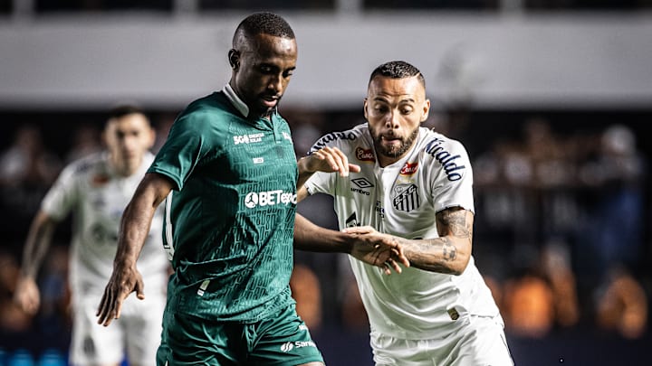 Santos visita o Goiás em nova tentativa de voltar à liderança da Série B