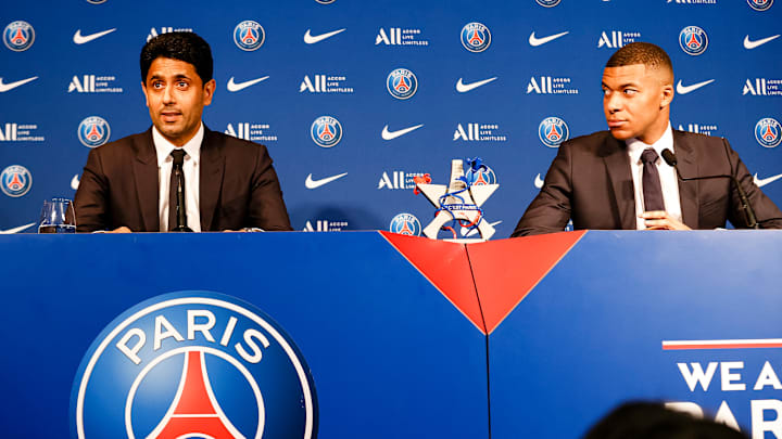 Kylian Mbappé y Nasser Al-Khelaifi, presidente del PSG