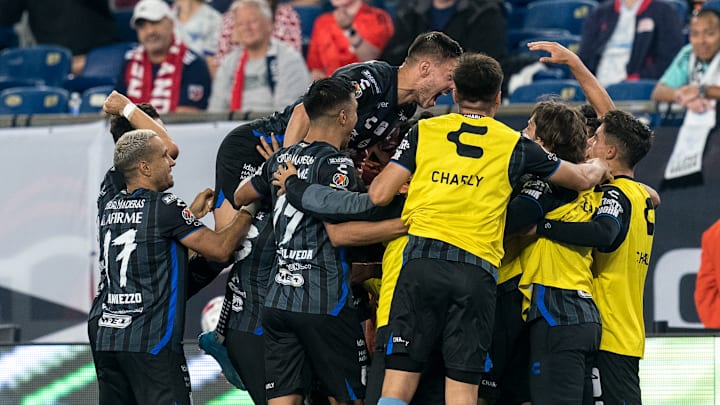 Jugadores del Querétaro celebran un gol. Jugadores del Querétaro celebran un gol.