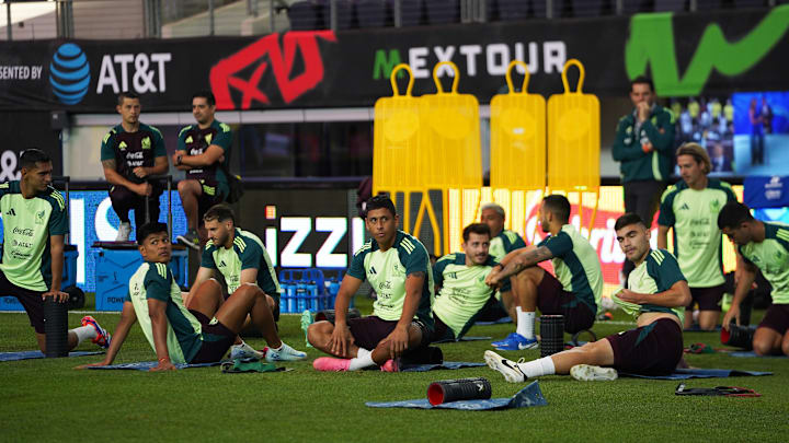 Members of the   Mexican national soccer team  training...