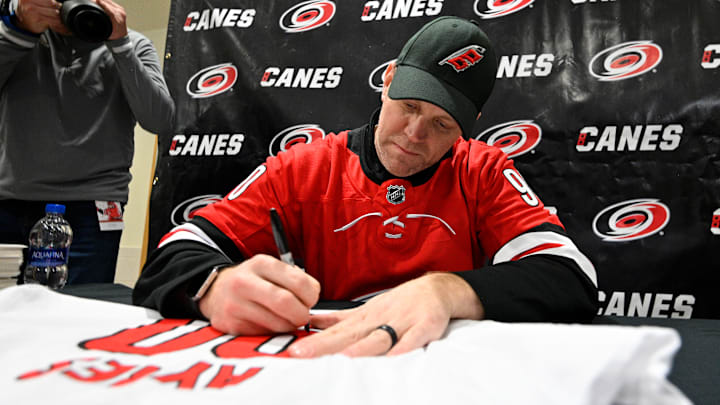 Dallas Stars v Carolina Hurricanes