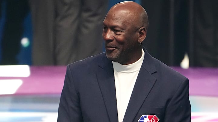 Michael Jordan tiene a los finalistas para entrenador en jefe de los Charlotte Hornets
