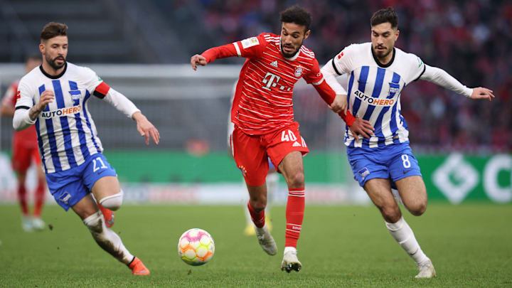 Mazraoui muss sich noch ein wenig gedulden Mazraoui muss sich noch ein wenig gedulden