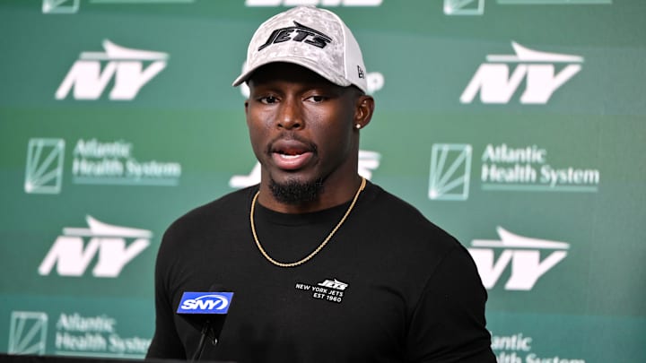 New York Jets special teams coordinator Chris Banjo New York Jets special teams coordinator Chris Banjo