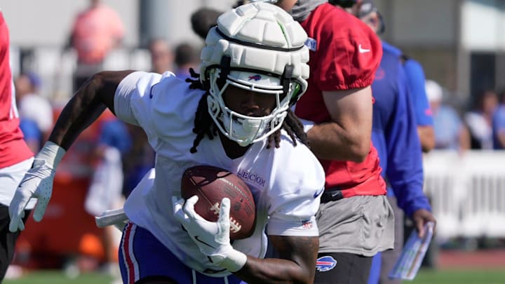 Bills running back James Cook.