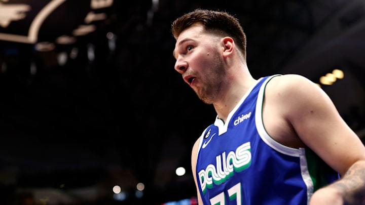 Los Angeles Lakers v Dallas Mavericks
