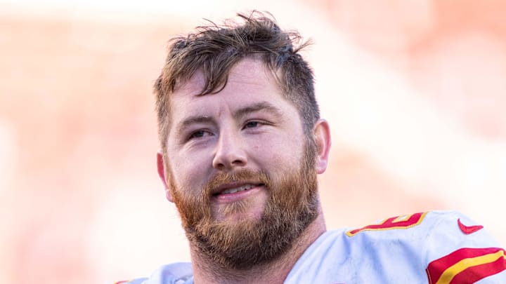 Newly acquired Chicago Bears offensive guard Joe Thuney