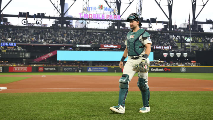 Oct 10, 2025; Seattle, Washington, USA; Seattle Mariners catcher Cal Raleigh (29) walks from the bullpen prior to game five of the ALDS round against the Detroit Tigers for the 2025 MLB playoffs at T-Mobile Park. Mandatory Credit: Steven Bisig-Imagn Images Oct 10, 2025; Seattle, Washington, USA; Seattle Mariners catcher Cal Raleigh (29) walks from the bullpen prior to game five of the ALDS round against the Detroit Tigers for the 2025 MLB playoffs at T-Mobile Park. Mandatory Credit: Steven Bisig-Imagn Images