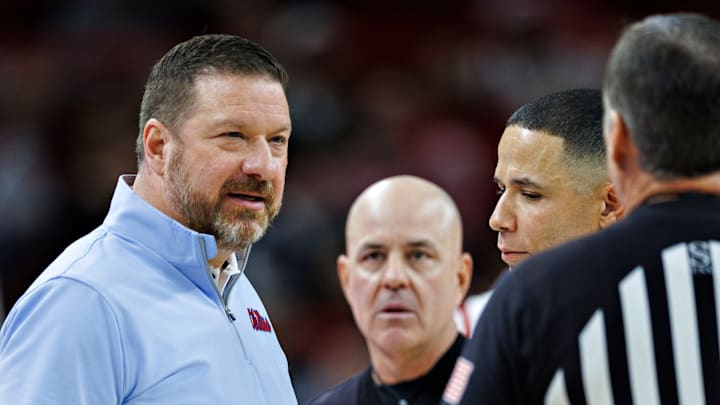 Ole Miss v Arkansas
