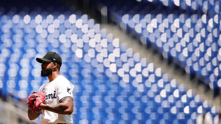 Cincinnati Reds v Miami Marlins