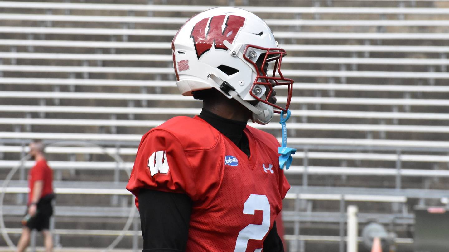 The Latest on Wisconsin Football's Cornerback Competition