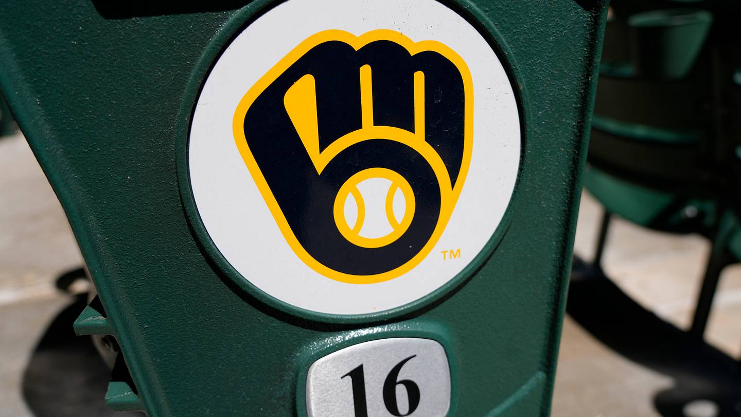 Why Brewers-Cubs Series Finale Comes With Massive Stakes