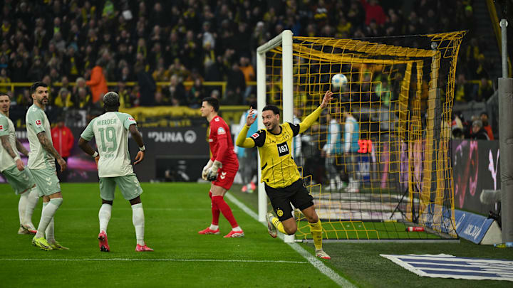 Abseits von Bensebaini vor dem Eigentor von Friedl?