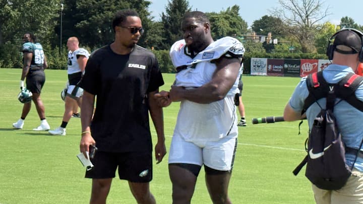 Moro Ojomo leaves the field after Day 4 of Eagles training camp.