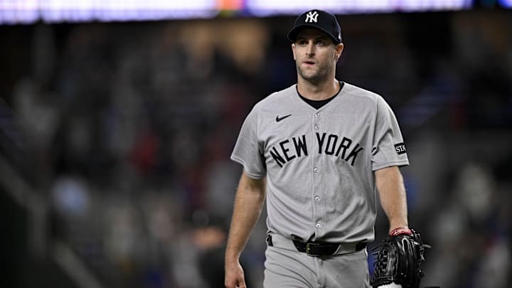 Aug 4, 2025; Arlington, Texas, USA; New York Yankees relief pitcher Jake Bird (59) walks off the field after he gives up the game winning home run to Texas Rangers designated hitter Josh Jung (not pictured) during the tenth inning at Globe Life Field. Mandatory Credit: Jerome Miron-Imagn Images Aug 4, 2025; Arlington, Texas, USA; New York Yankees relief pitcher Jake Bird (59) walks off the field after he gives up the game winning home run to Texas Rangers designated hitter Josh Jung (not pictured) during the tenth inning at Globe Life Field. Mandatory Credit: Jerome Miron-Imagn Images