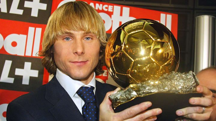 Pavel Nedved, el checo que recibió el Balón de Oro.