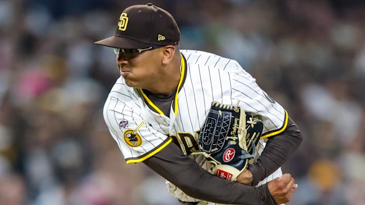 May 31, 2025; San Diego, California, USA; San Diego Padres relief pitcher Bradgley Rodriguez (72) throws a pitch during the seventh inning against the Pittsburgh Pirates at Petco Park. Mandatory Credit: David Frerker-Imagn Images May 31, 2025; San Diego, California, USA; San Diego Padres relief pitcher Bradgley Rodriguez (72) throws a pitch during the seventh inning against the Pittsburgh Pirates at Petco Park. Mandatory Credit: David Frerker-Imagn Images
