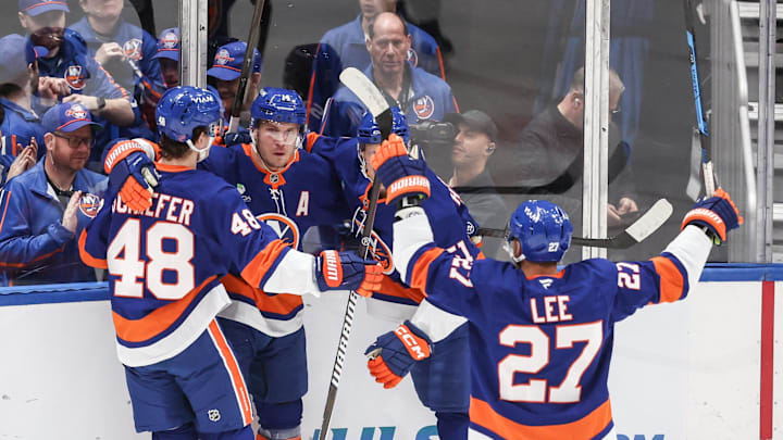 Mar 26, 2026; Elmont, New York, USA; New York Islanders center Bo Horvat (14) celebrates with his teammates after scoring a goal in the first period against the Dallas Stars at UBS Arena. Mandatory Credit: Wendell Cruz-Imagn Images Mar 26, 2026; Elmont, New York, USA; New York Islanders center Bo Horvat (14) celebrates with his teammates after scoring a goal in the first period against the Dallas Stars at UBS Arena. Mandatory Credit: Wendell Cruz-Imagn Images