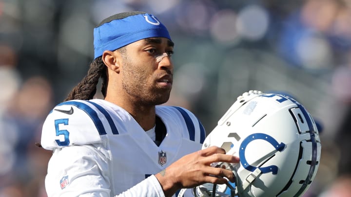 Jan 1, 2023; East Rutherford, New Jersey, USA; Indianapolis Colts cornerback Stephon Gilmore (5) before the game against the New York Giants at MetLife Stadium. Mandatory Credit: Vincent Carchietta-USA TODAY Sports Jan 1, 2023; East Rutherford, New Jersey, USA; Indianapolis Colts cornerback Stephon Gilmore (5) before the game against the New York Giants at MetLife Stadium. Mandatory Credit: Vincent Carchietta-USA TODAY Sports