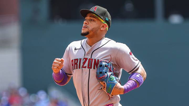 Aug 16, 2026; Cumberland, Georgia, USA; Arizona Diamondbacks second baseman Ketel Marte (4) runs to the dugout during the game against the Arizona Diamondbacks during the fourth inning at Truist Park. Mandatory Credit: Jordan Godfree-Imagn Images Aug 16, 2026; Cumberland, Georgia, USA; Arizona Diamondbacks second baseman Ketel Marte (4) runs to the dugout during the game against the Arizona Diamondbacks during the fourth inning at Truist Park. Mandatory Credit: Jordan Godfree-Imagn Images