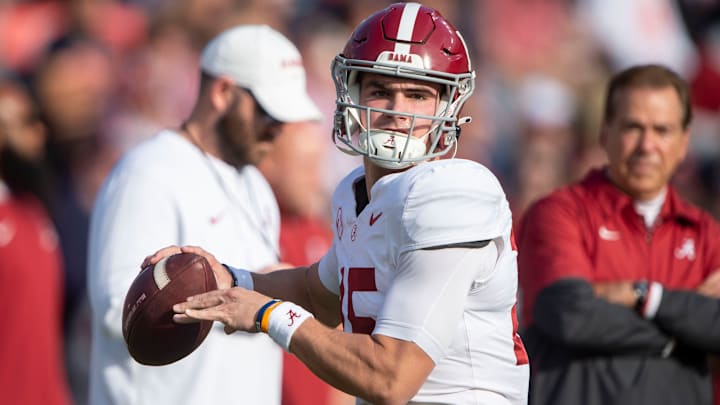 Alabama v Auburn