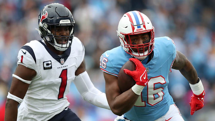 Houston Texans v Tennessee Titans