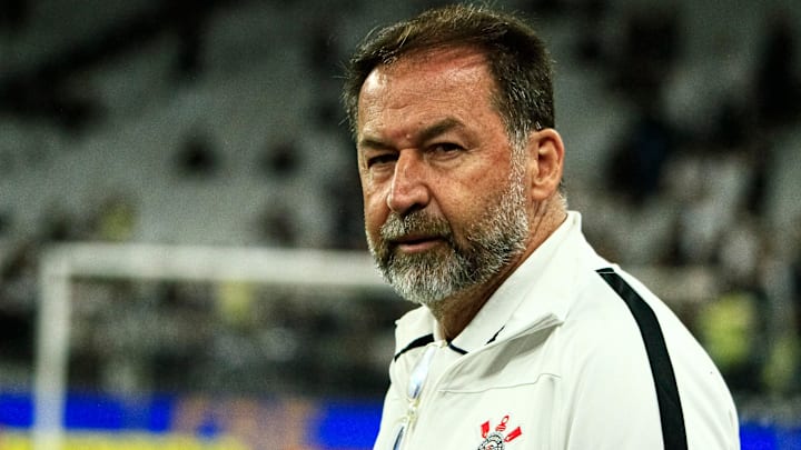 Augusto Melo já trabalhando nos bastidores planejando o 2025 do Corinthians