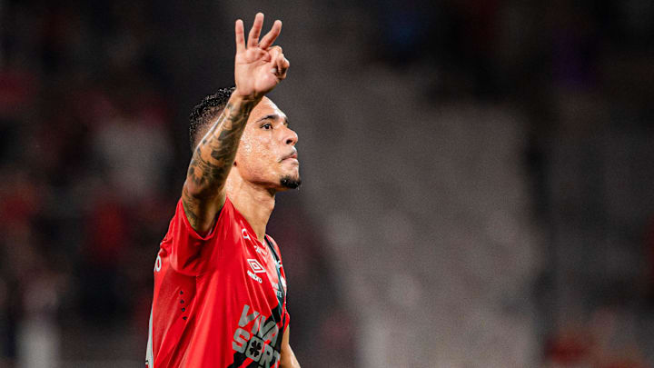 O Athletico-PR estreia na Série B 2025 nesta sexta-feira, 4 O Athletico-PR estreia na Série B 2025 nesta sexta-feira, 4