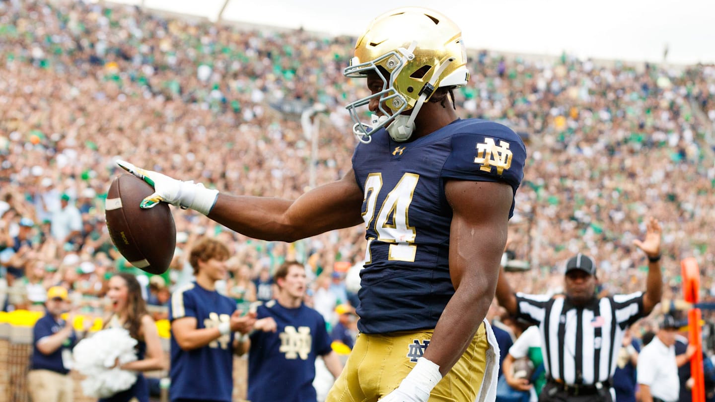 One Seahawks Veteran on the Chopping Block After Jadarian Price Pick