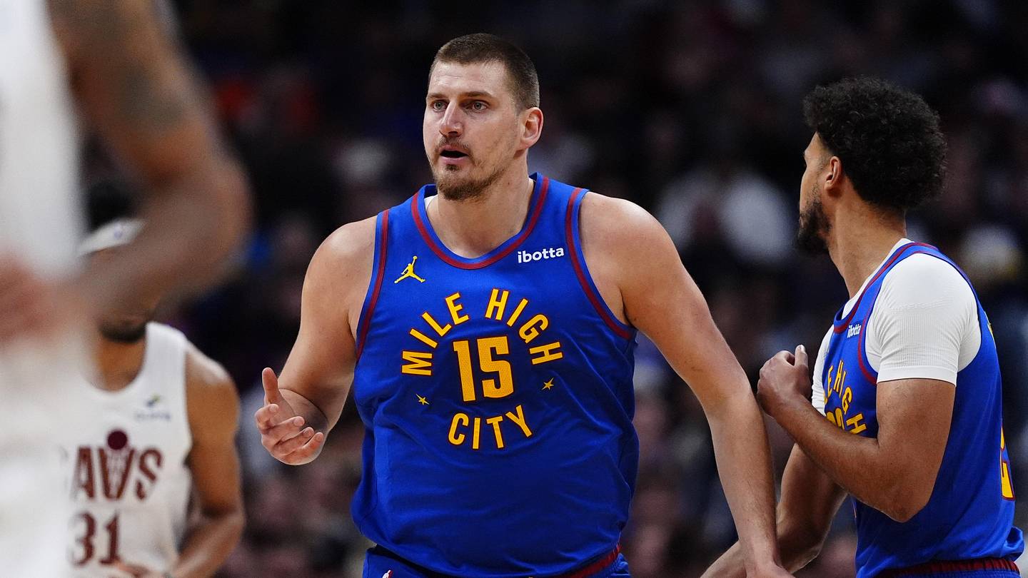 Nuggets Face Clippers: Jokic Returns, Gordon Injured