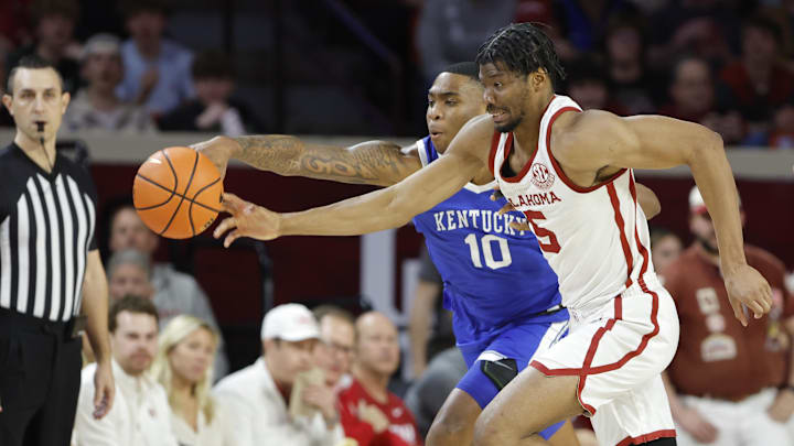 Kentucky is favored to Oklahoma in the second round of the SEC Tournament.